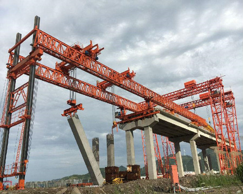 铁路架桥机起重小车主梁结构分析